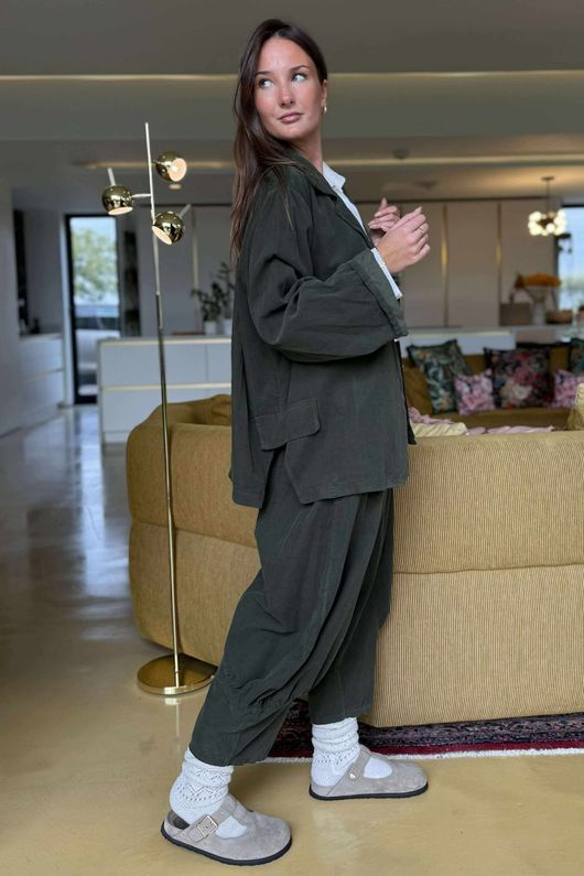 Cooper Needlecord Blazer Deep Moss  /14 =